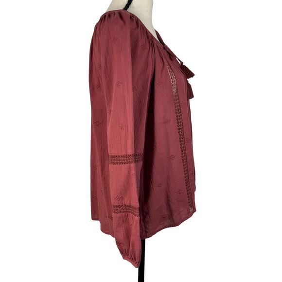 American Eagle Medium Top Semi-Sheer Crochet Keyhole Tassels Smocked Neck Cotton - Picture 4 of 10